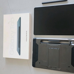 갤럭시탭 S8 128G 5G셀룰러 팝니다.