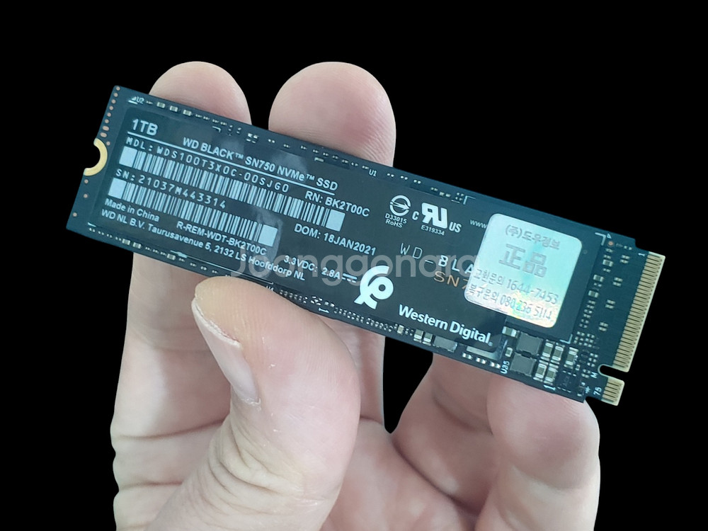 정품 WD BLACK M.2 NVMe SSD 1TB--2