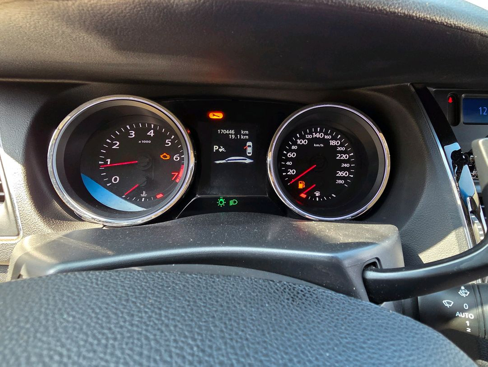 르노삼성 sm7 올뉴SM7 폐차로 부품판매 합니다 은색 이미지