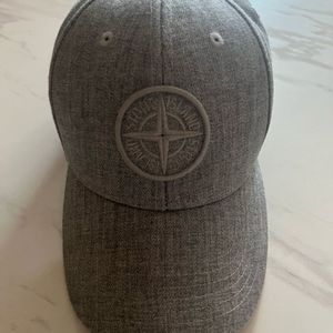 스톤아일랜드 볼캡 그레이(L~XL)
