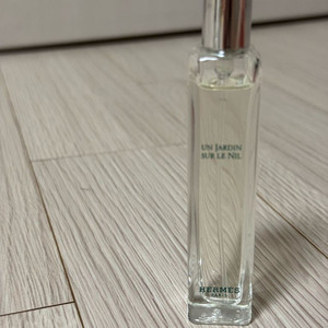 에르메스 향수 운 자르뎅 수르닐 15ml (휴대용)
