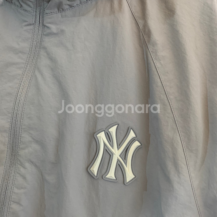 M MLB 뉴욕양키스 후드 오버핏 바람막이 자켓--4