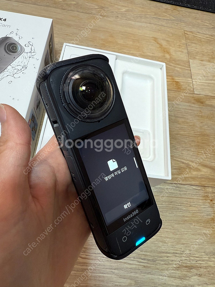 인스타360X4 + 256g 메모리카드--9