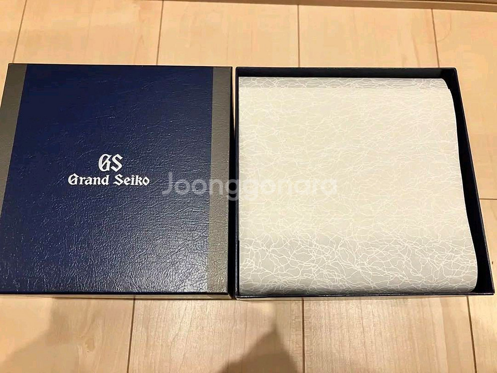 60주년 그랜드세이코 쿼츠 SBGP007 한정판--3
