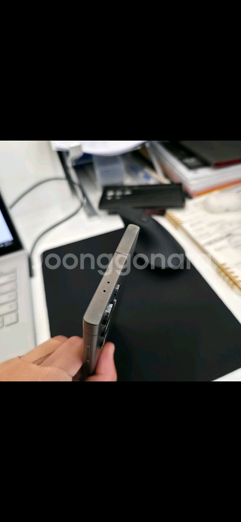 갤럭시 S24 울트라 티타늄그레이 256GB S급 판매--5