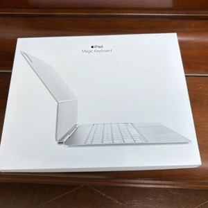 매직키보드 13 m4