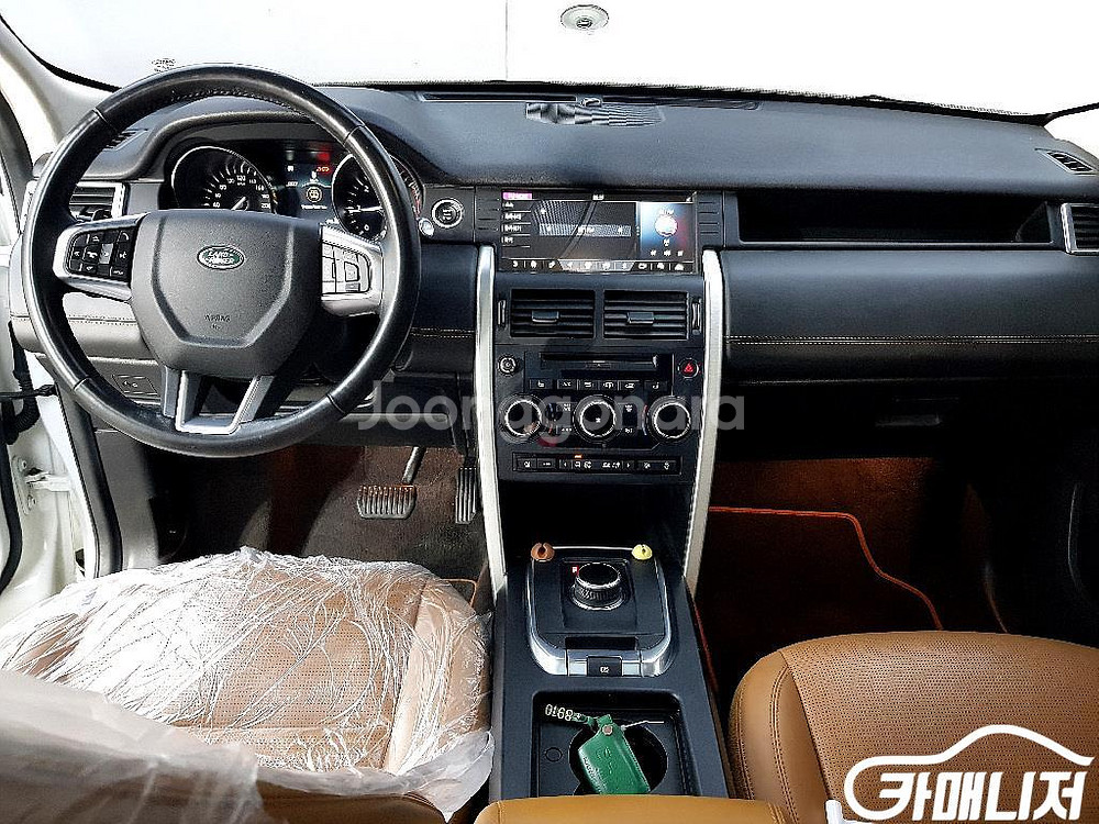 [랜드로버]디스커버리 스포츠 2.0 TD4 HSE 럭셔--4