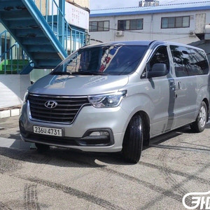 [현대]더 뉴 그랜드 스타렉스 2WD 어반 9인승 프리
