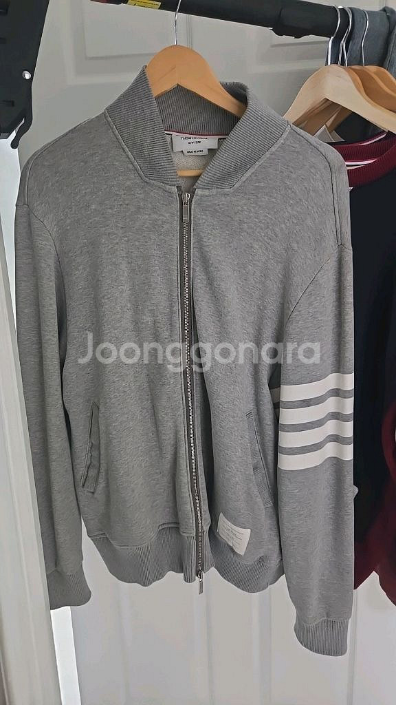 톰브라운 집업 4사이즈--0