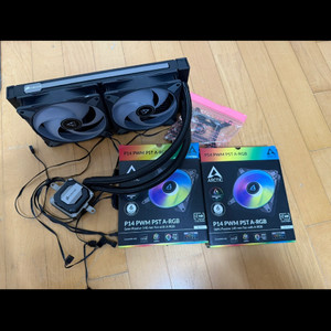 CORSAIR 수냉쿨러 h110i gt 싸게 넘깁니다.