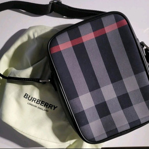 버버리 체크크로스백