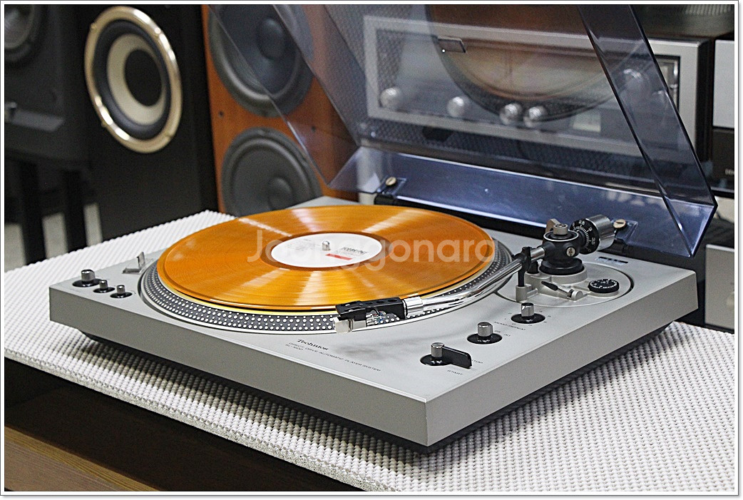 테크닉스 전자동 다이렉트 턴테이블 SL-1600--1
