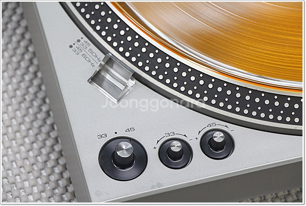 테크닉스 전자동 다이렉트 턴테이블 SL-1600--3