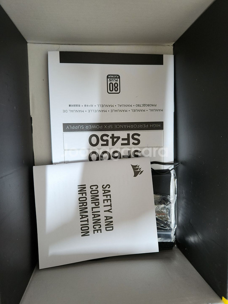 커세어 Corsair SF750--3
