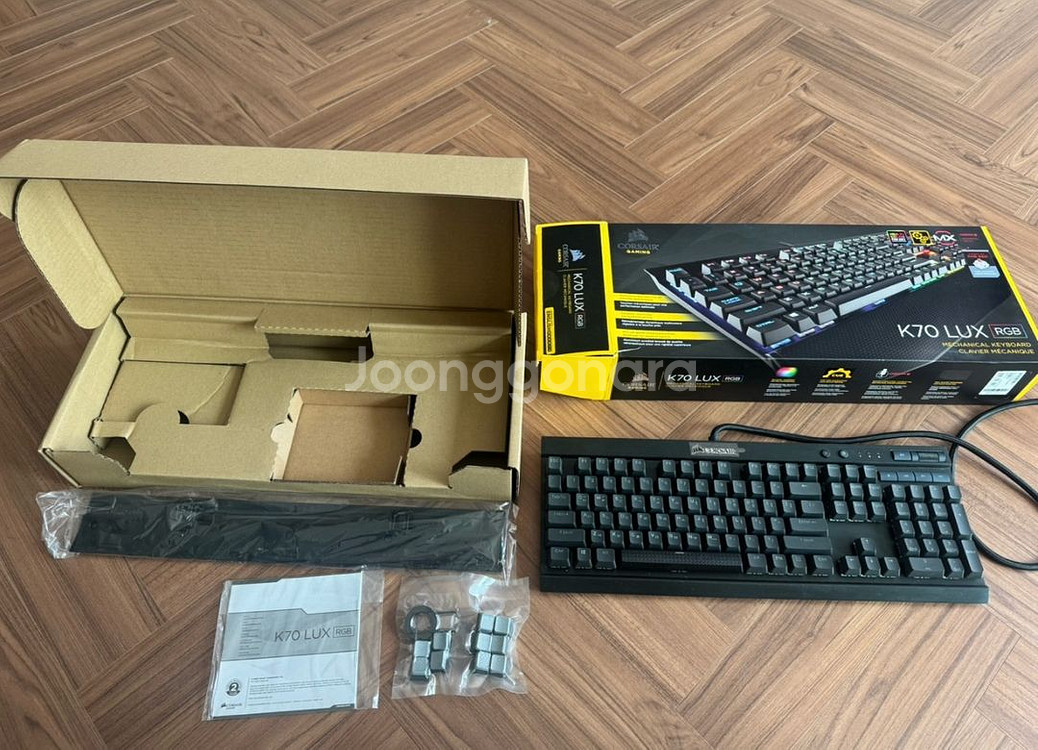커세어 k70 Lux RGB 팝니다--2