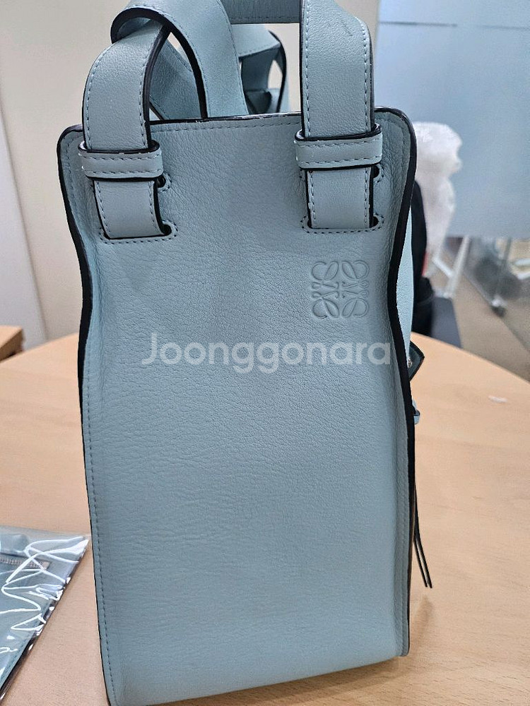 로에베 해먹백 미듐 에쉬그레이 신상품급--0