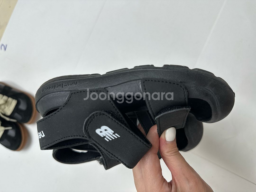 뉴발란스 아동 샌들 160--1