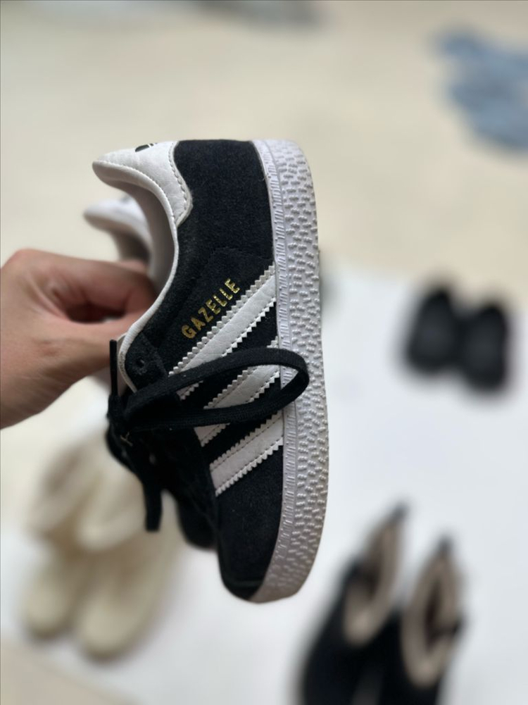 아디다스 가젤 스니커즈 165--1