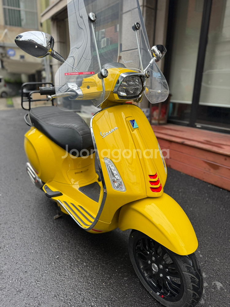 베스파 스프린트 22년식 4000km--0