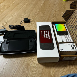 스팀덱 oled 1tb + 삼성sd카드 512gb와독
