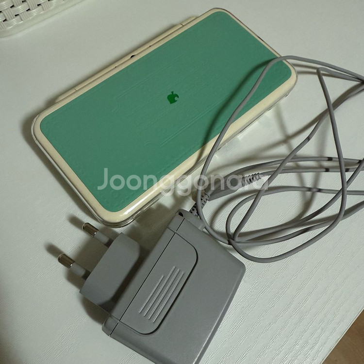 닌텐도3DS 2DS 동물의숲에디션 팝니다--3