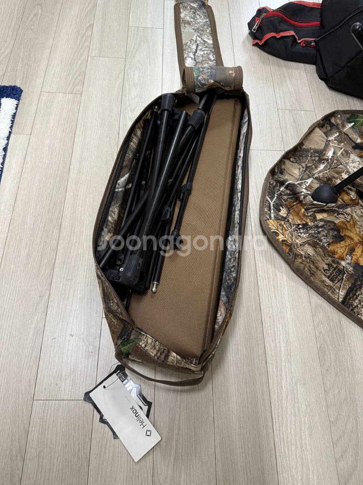 헬리녹스 리얼트리 택티컬 테이블(L), 체어원 팝니다.--2