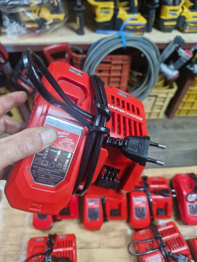 [정품]밀워키충전기M12-18C 개당가격 M12-18F--7