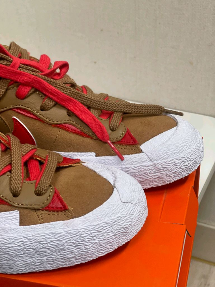 나이키 신발 265 사카이 블레이져 로우 브리티쉬 탄 이미지