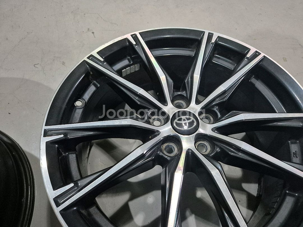 도요타 GT86 순정휠 2짝--1