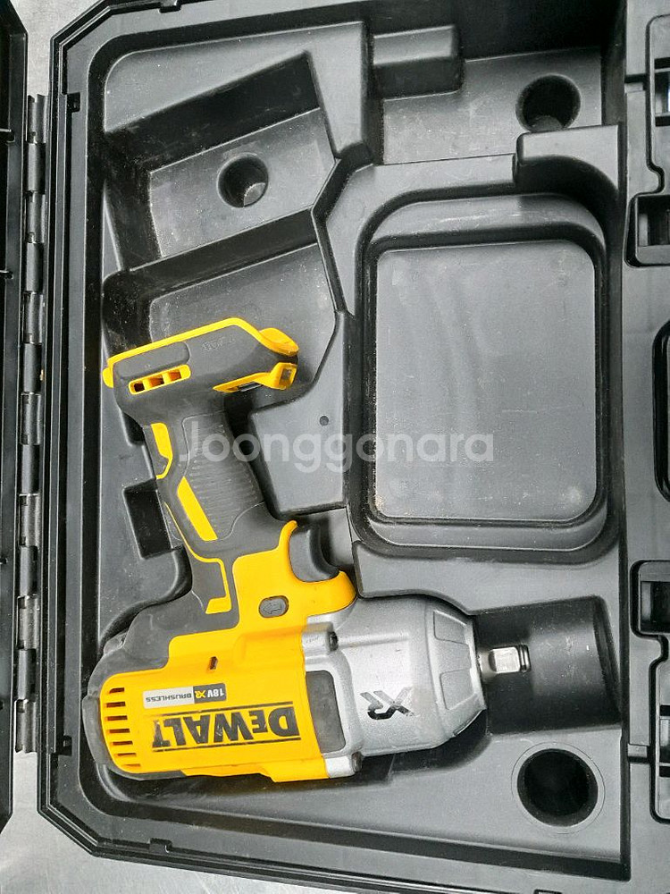 디월트 하이토크 DCF899H 임팩 렌치 팝니다.--1