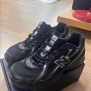 뉴발란스 740 285사이즈