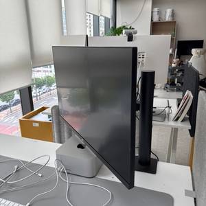 LG 32인치 4k 모니터(lg32un880)