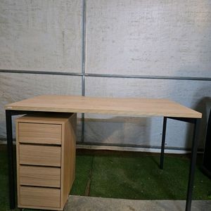 데스커컴퓨터책상과 서랍판매합니다.