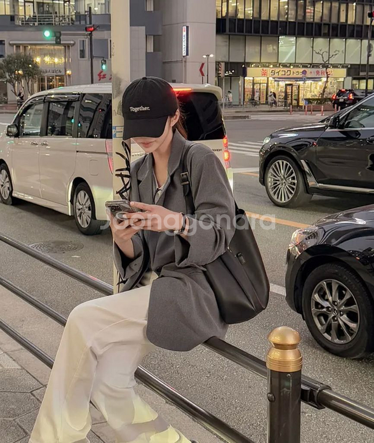 [새상품]고퀄리티 오버핏 자켓--1