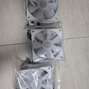 nzxt f120 rgb whtie 6개/ nzxt r