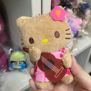 헬로키티 하와이 여름 태닝키티 인형 키링