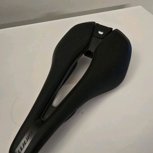 자이언트 SL 안장