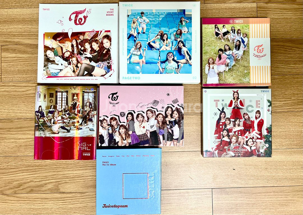 트와이스 앨범 + 포토카드 묶음--0