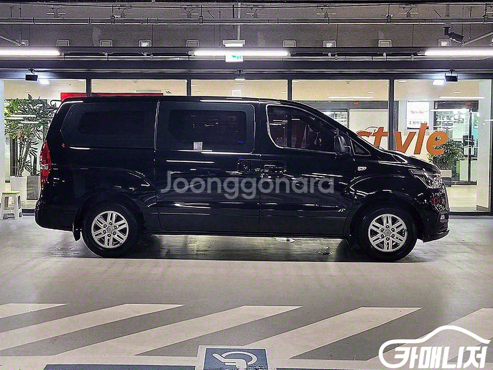 [현대]더 뉴 그랜드 스타렉스 2WD 밴 3인승 스마트--2