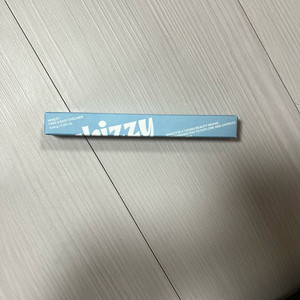 위찌 프리앤이지 아이라이너 피치블로섬