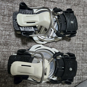 2122 f2바인딩 화이트