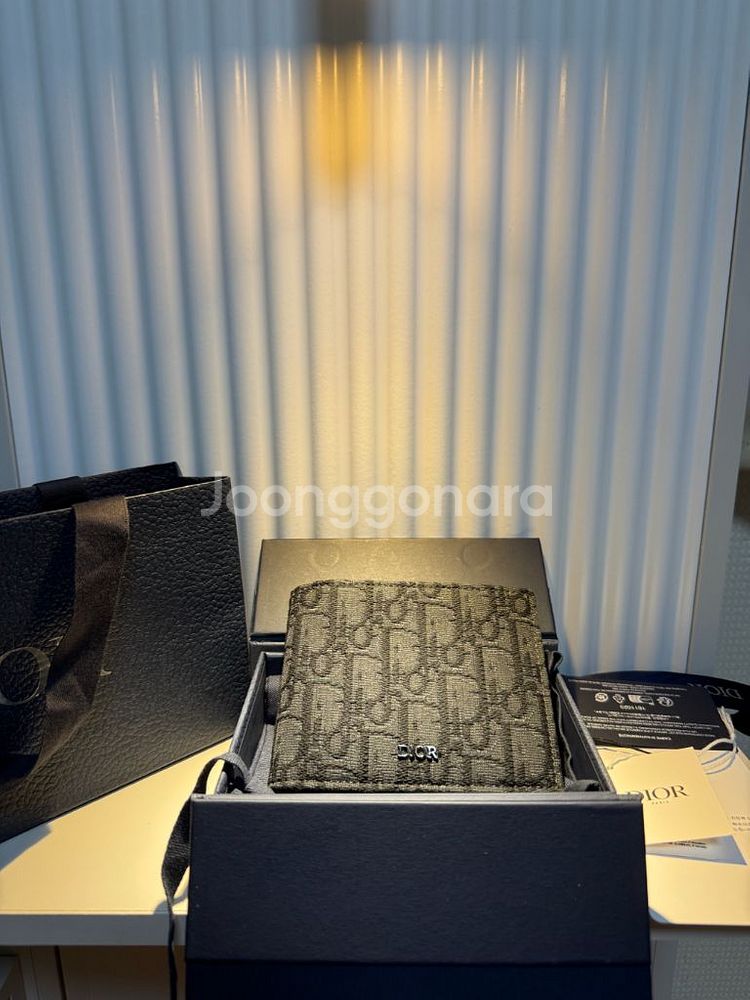 (새상품급) 디올 오블리크 반지갑--0