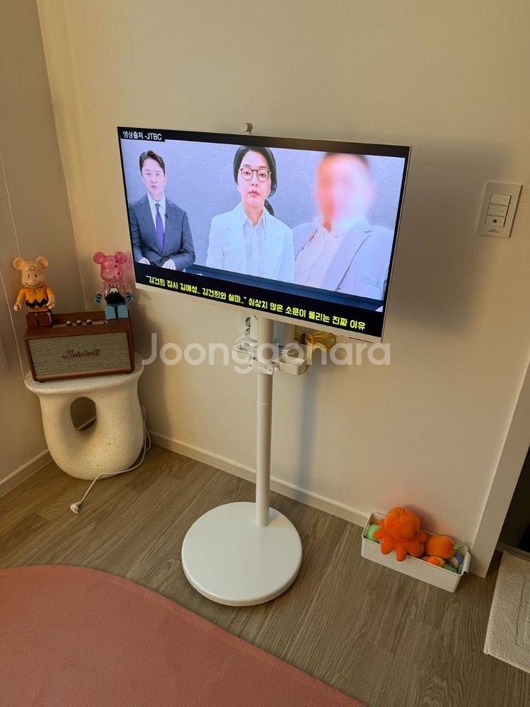 (반일사용) 삼성 M8 32인치 + 삼텐바이미 조합--0