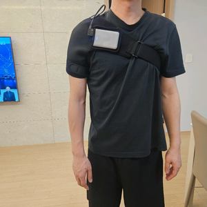 스마트웜 온열기 무선 어깨 찜질기