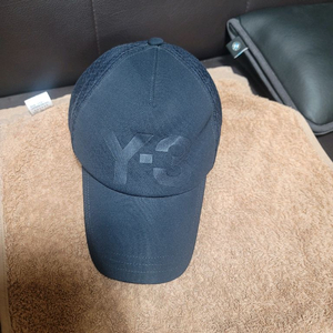 Y3 모자