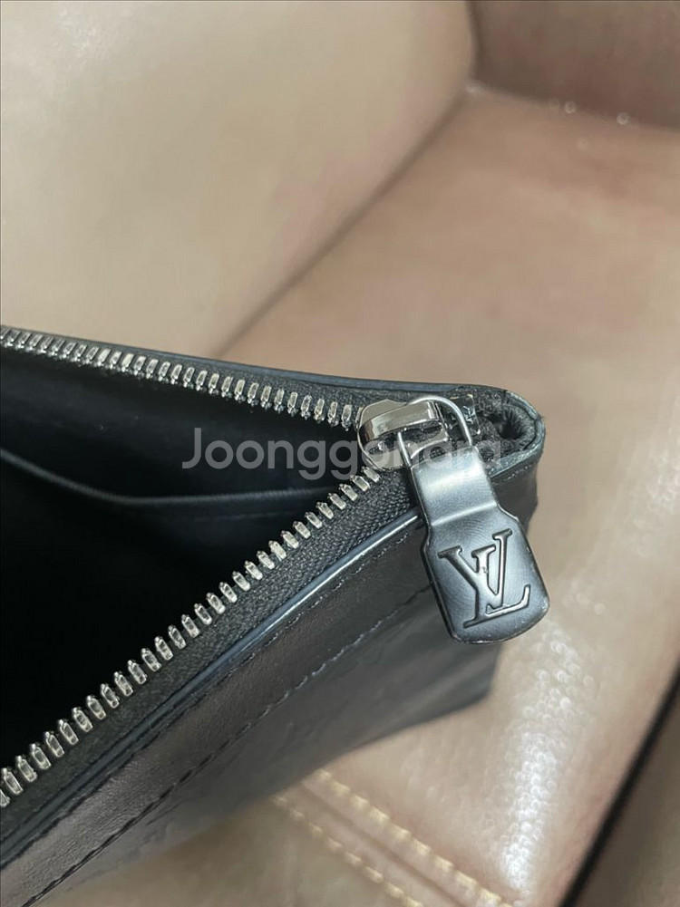 루이비통 쉐도우 클러치--3