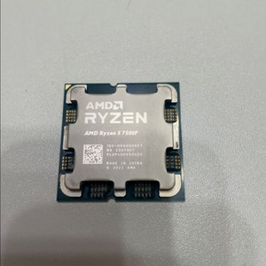 amd 라이젠 7500f 국내정발 CPU AS남음