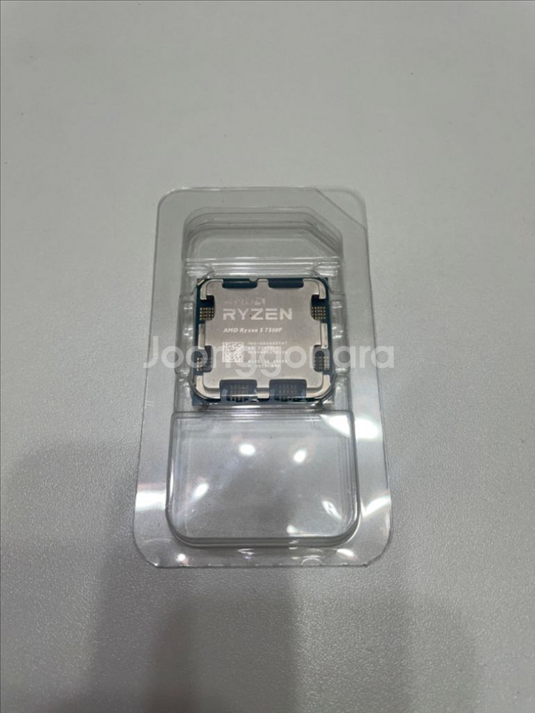 amd 라이젠 7500f 국내정발 CPU AS남음--2
