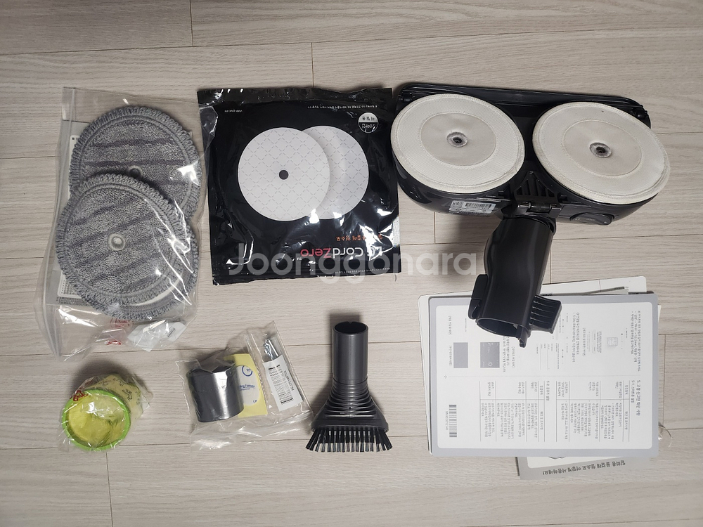 LG 코드제로 물걸레 청소기 키트 (VNZ-PM02N)--1