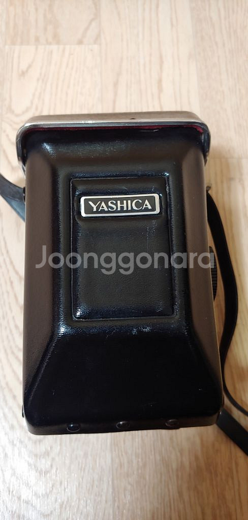 yashica mat-124 g--4